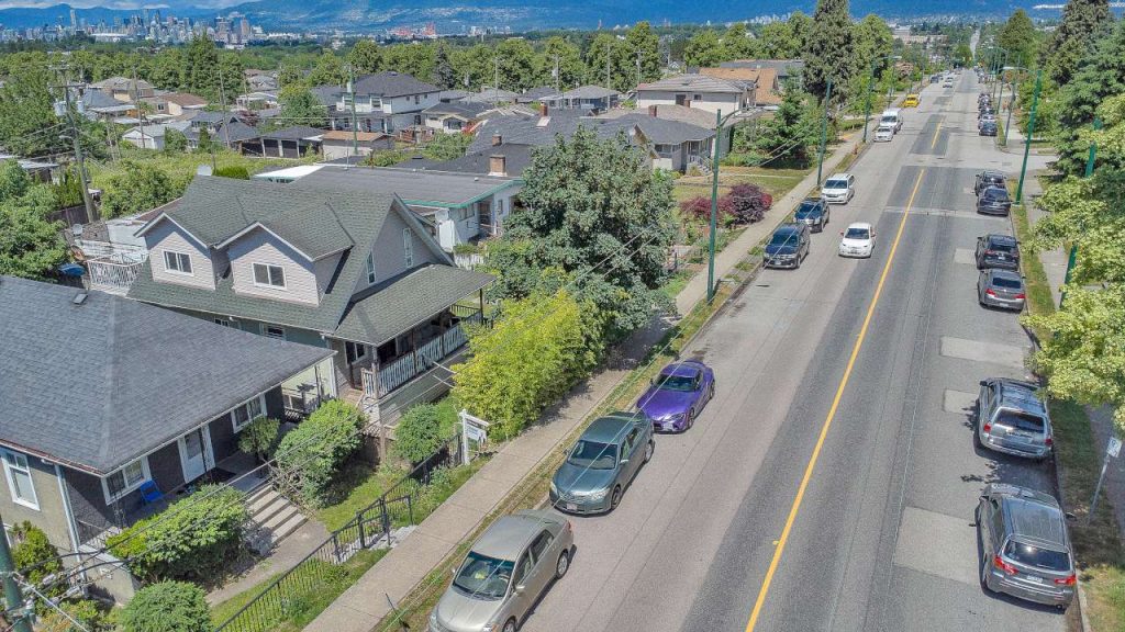 Revenue Property with Future Redevelopment Potential | 4265 Slocan Street